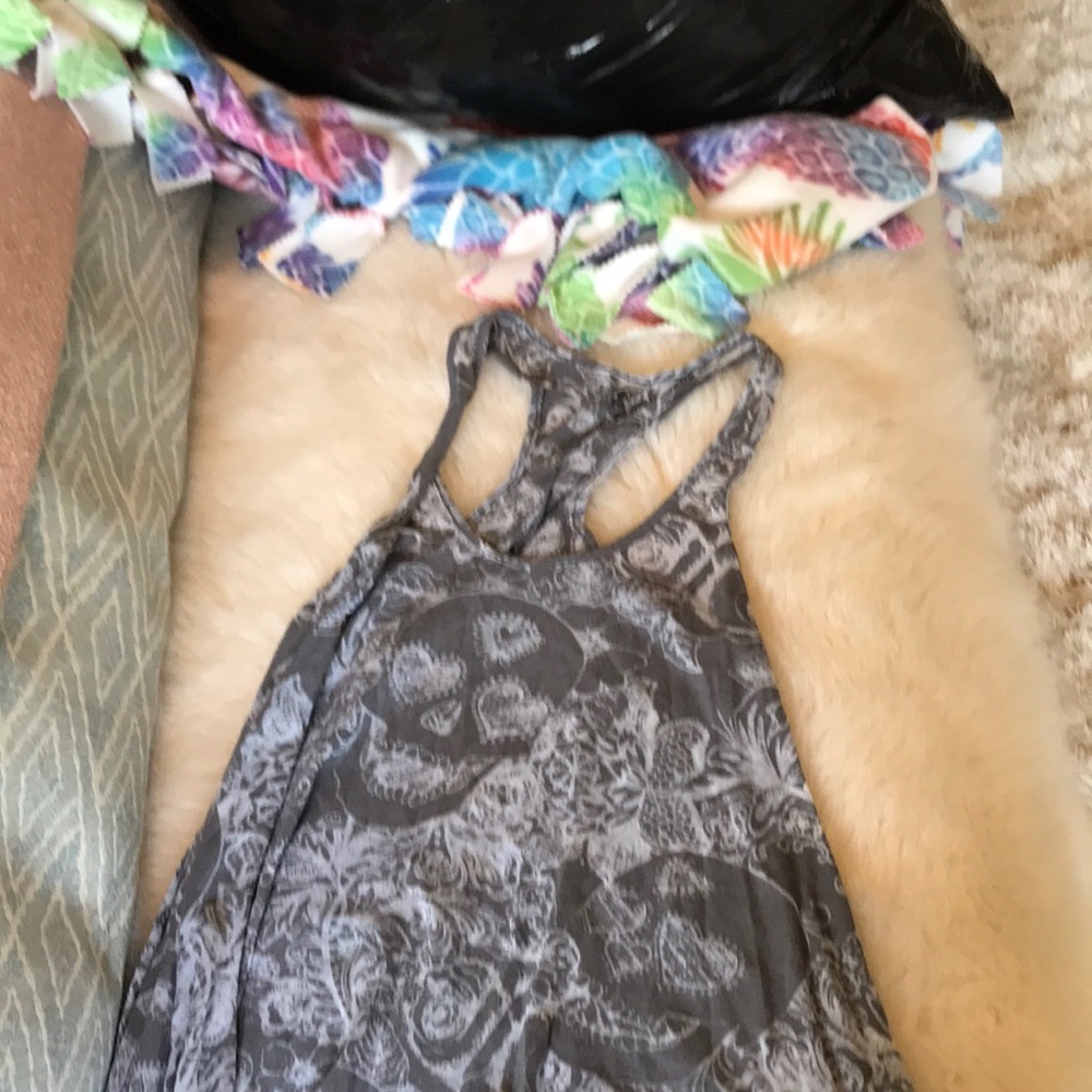 tank top - Picture 2 of 2